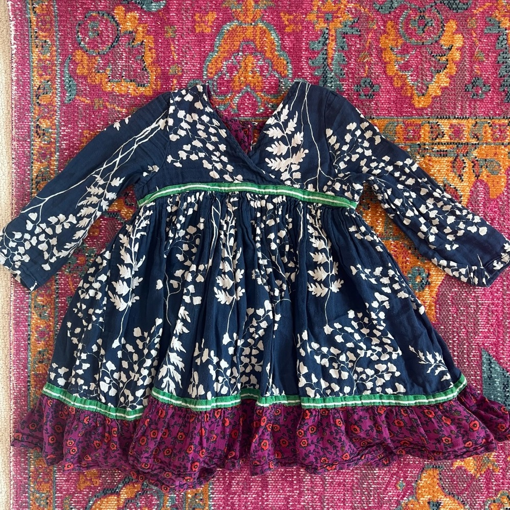 Pink Chicken dress/shirt. Navy, white, purple, green. Excellent condition.